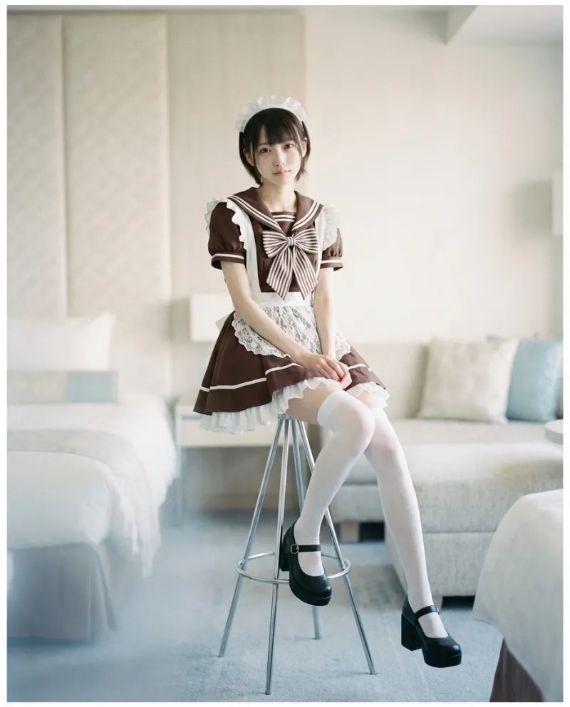 ブラウンセーラーメイド|Nano Banana用コスプレプロンプト